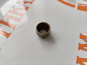 Сальник клапанов 61500040032 VG1560040032 WP10