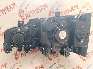 Фара передняя правая FAW  3711020-59A/C
