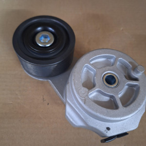 Ролик натяжной в сборе JCB 02/911947, 7242/50848