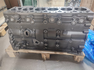 Блок цилиндров V=5.9 6ISBe 4089119, 4897326, 4897335, 3971030 IVECO CARGO, НЕФАЗ