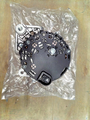 Генератор 24V 110A Prestolite ISG12 Е-5 500л.с 3696213, 5560069, 3698351