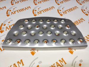 Накладка корпуса подножки нижняя для SITRAK C7H тягач 810W61510-5187