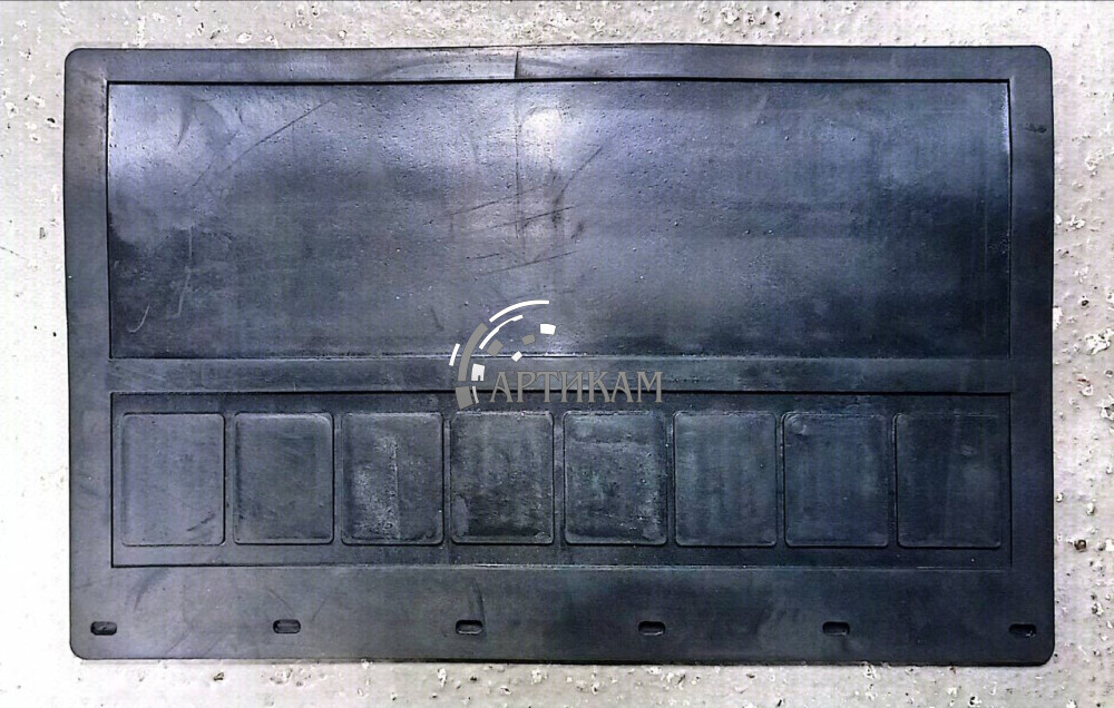 Брызговик 580*360 универсал без надписи